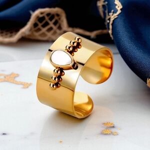 🆕️18K Gold Plated Stainless Steel Adjustable Ring w/ Natural Shell Inlay ✨️ 🌿